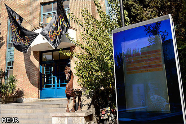 نمایشگاه عکس عاشورایی «خط سوم» در خانه هنرمندان برگزار میشود