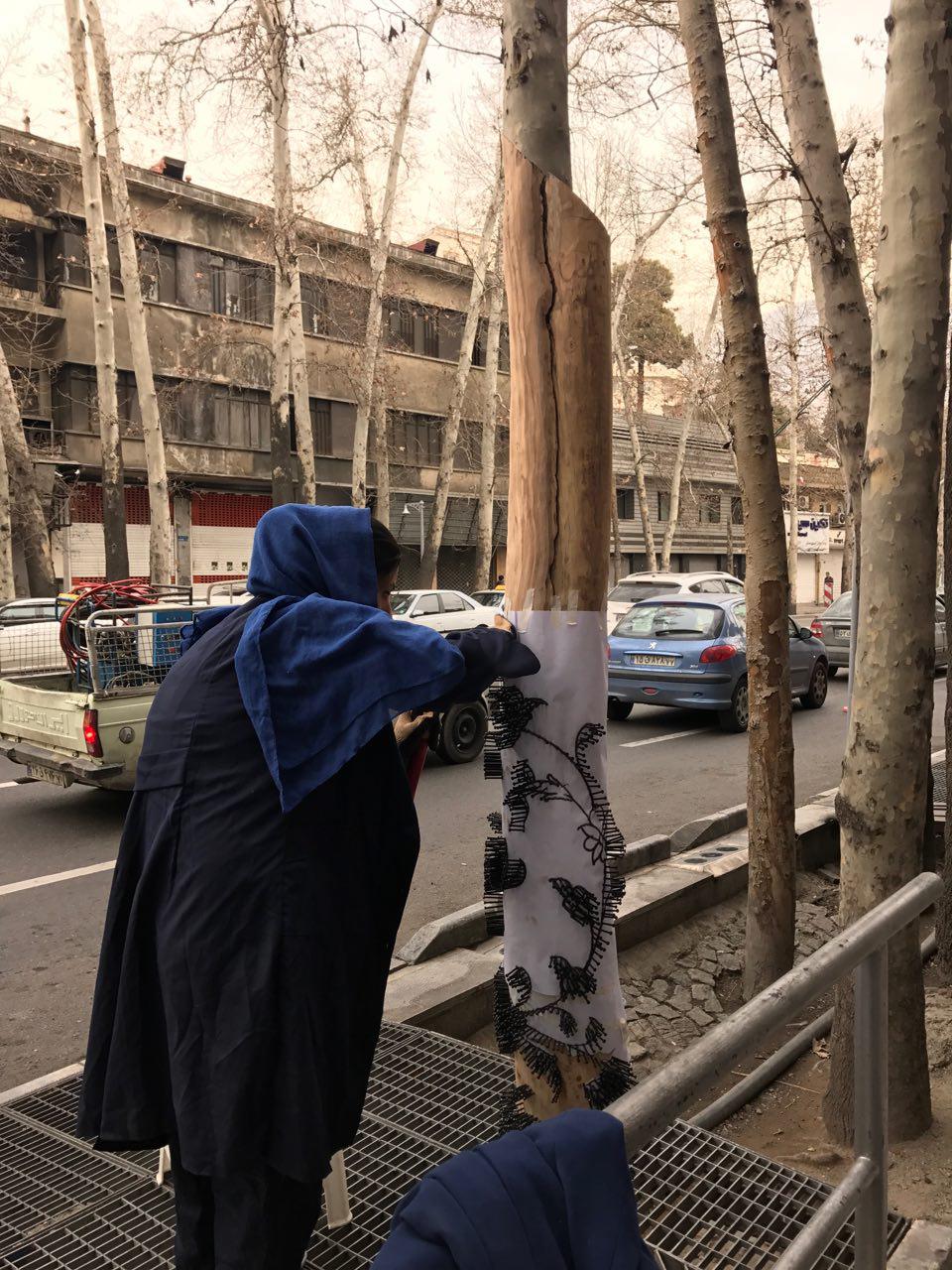 آغاز رویداد هنری درختستان همزمان با روز درختکاری