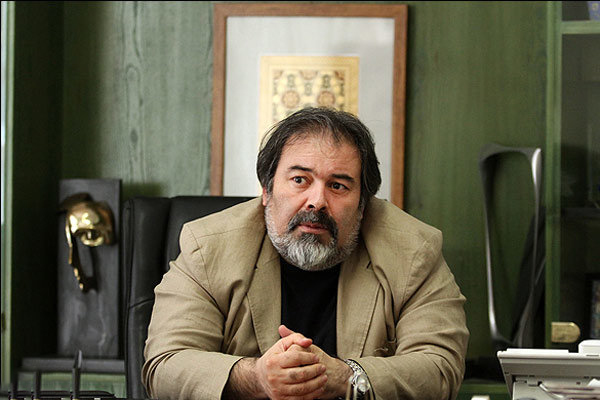 پاسخ مدیرکل هنرهای تجسمی به نقدها: هنرمند ضد دین به ونیز نمیبریم/ ماجرای بیحجابی و ضد انقلابها