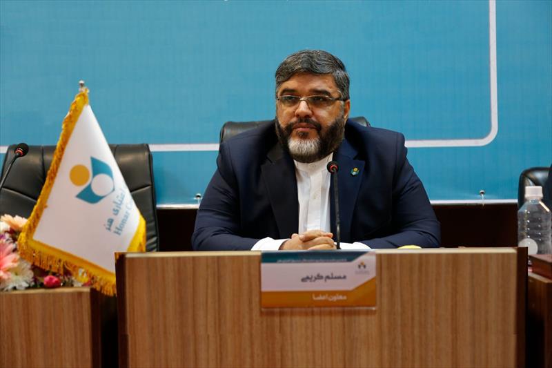 کریمی: بیمه شدگان فرهنگ و هنر می توانند برای افزایش حقوق بازنشستگی، نسبت به انتخاب دستمزد مبنای مناسب قبل از موعد بازنشستگی اقدام کنند