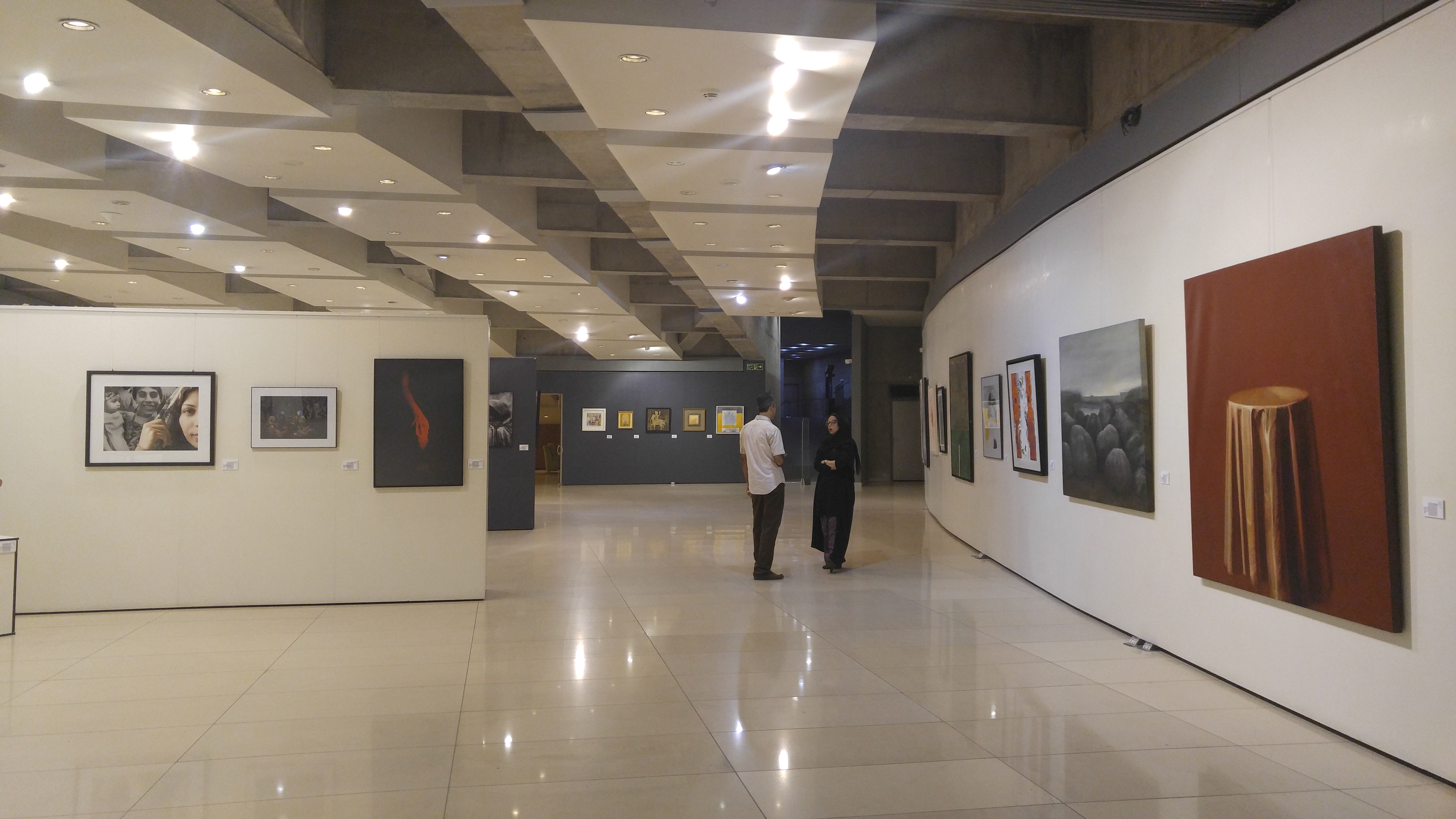 گزارش تصویری اولین نمایشگاه هنر اچ آی وی در گالری پردیس ملت
