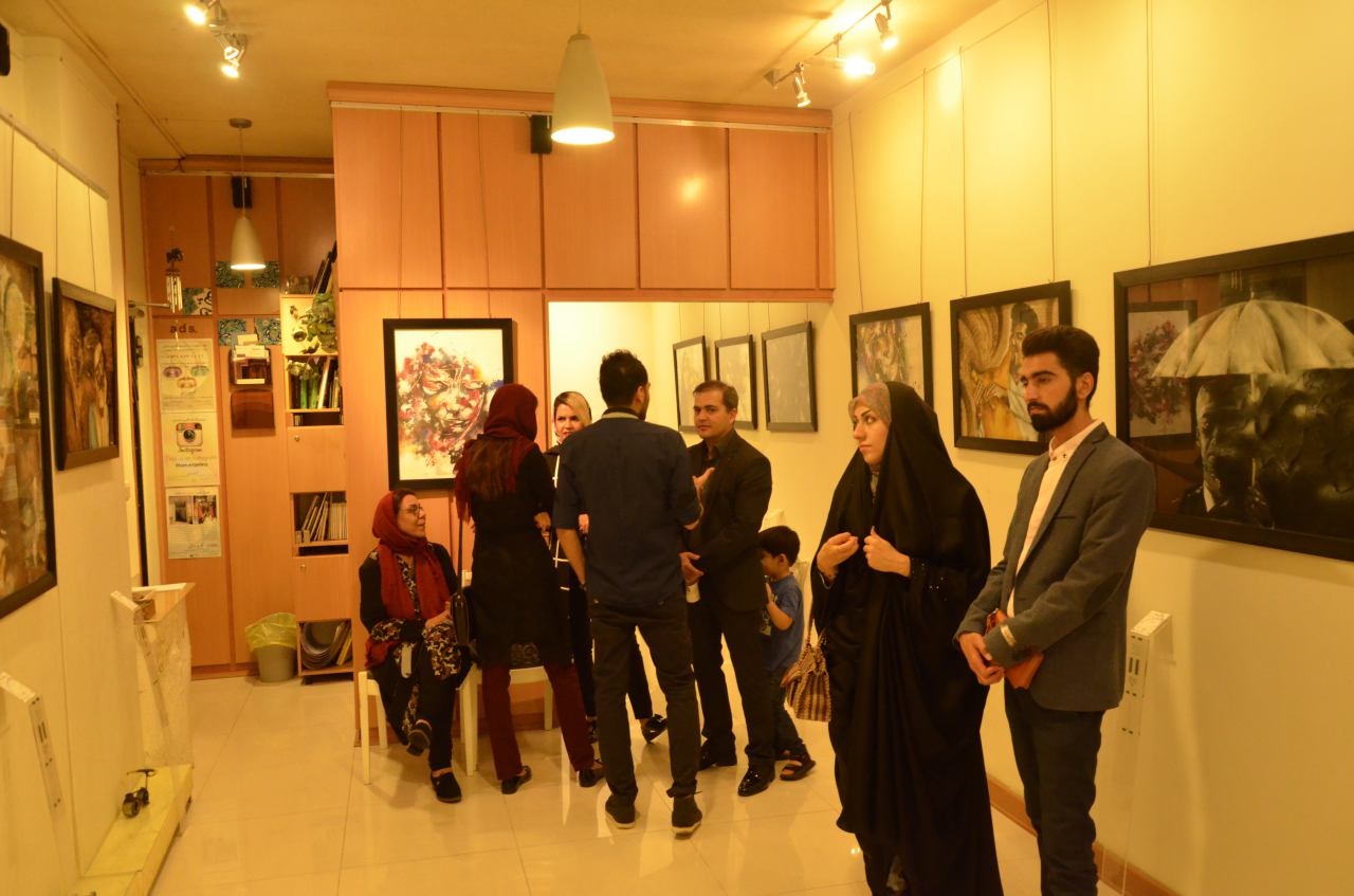 گزارش تصویری نمایشگاه نقاشی بهروز پندیدن با عنوان "چهره ها سخن می گویند" در گالری احسان(9 مهر 95)